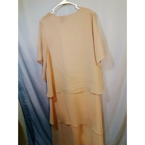 Wardrobe A Tan Party Dress , - Picture 5 of 9